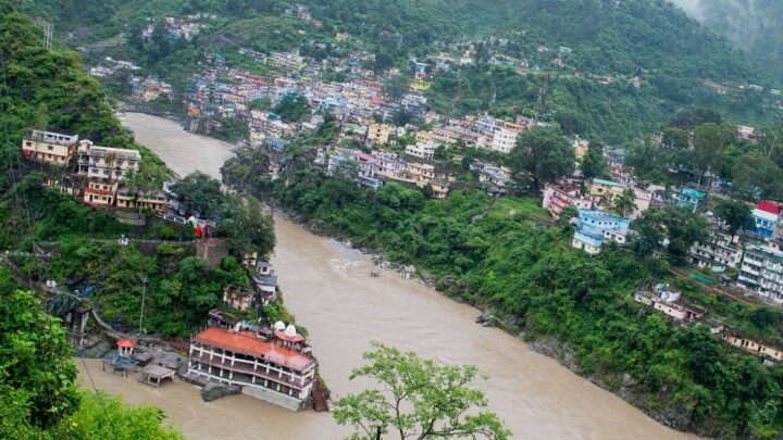 landslides blocking the Badrinath highway and many other routes as well, a Red Alert for severe rainfall, Uttarakhand cancels the Char Dham Yatra